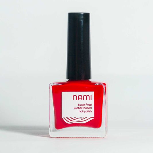 nami natural - blood red lips